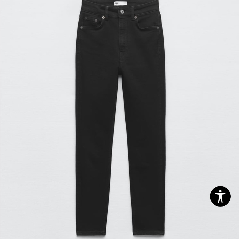 ZARA High Rise Vintage Skinny Jeans in Black
